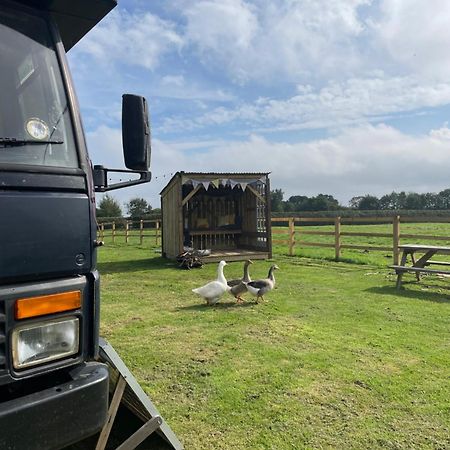North Yorkshire Horse Box Hotel Exterior photo