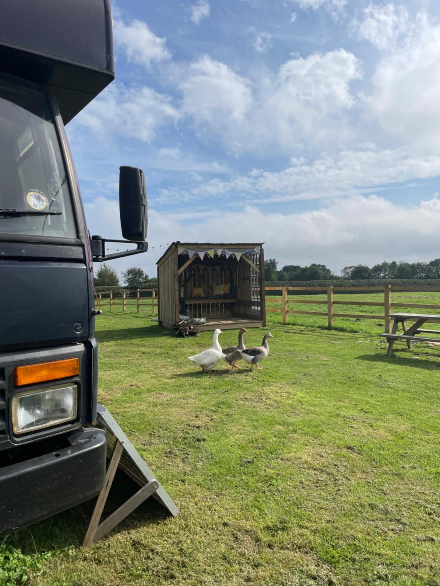 North Yorkshire Horse Box Hotel Exterior photo